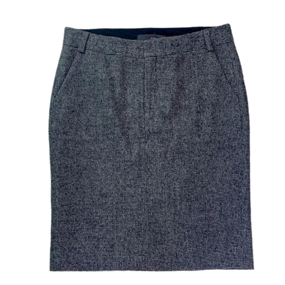 Tevrow & Chase Grey Wool Skirt